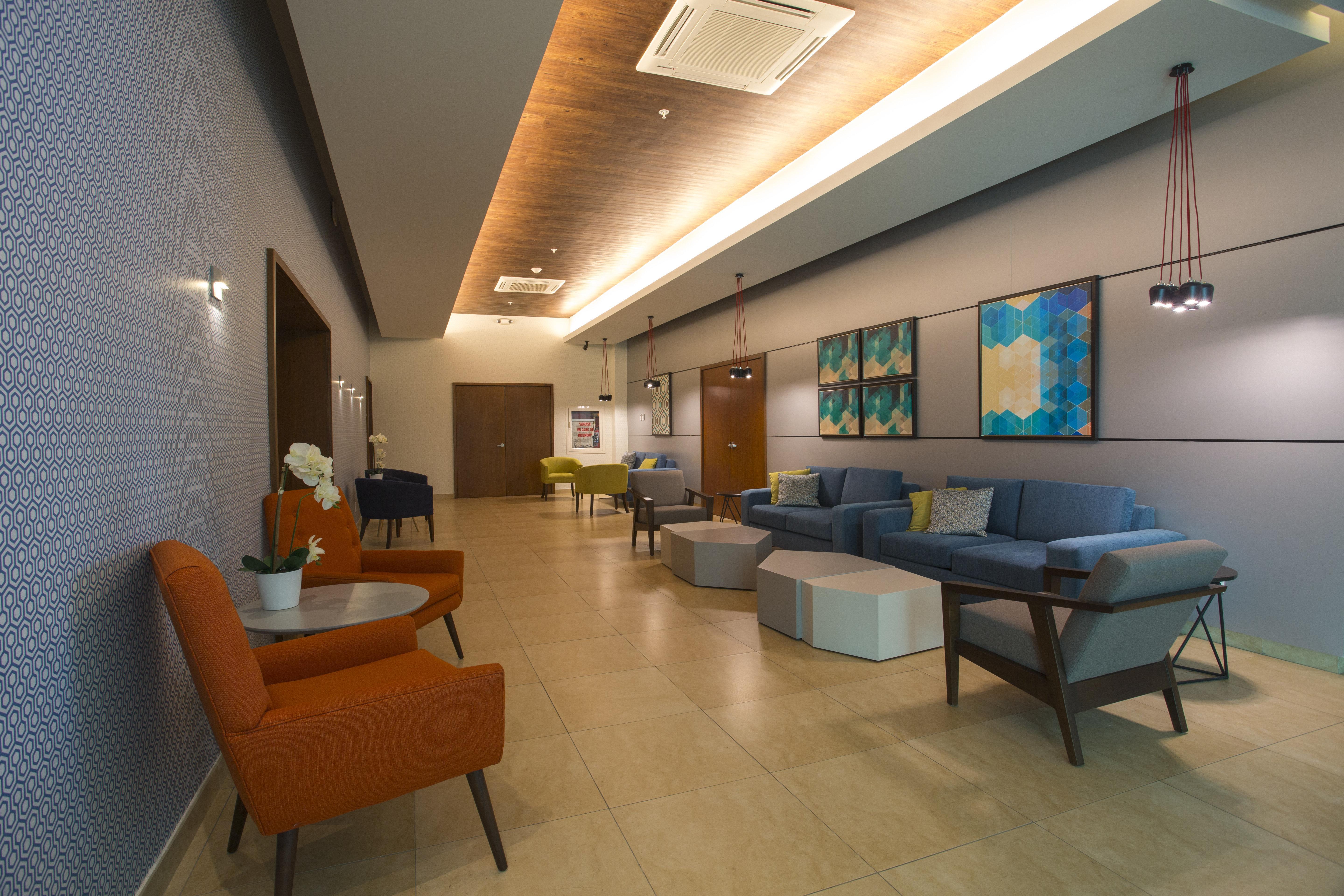 Holiday Inn Express Merida By Ihg Mérida Exterior foto