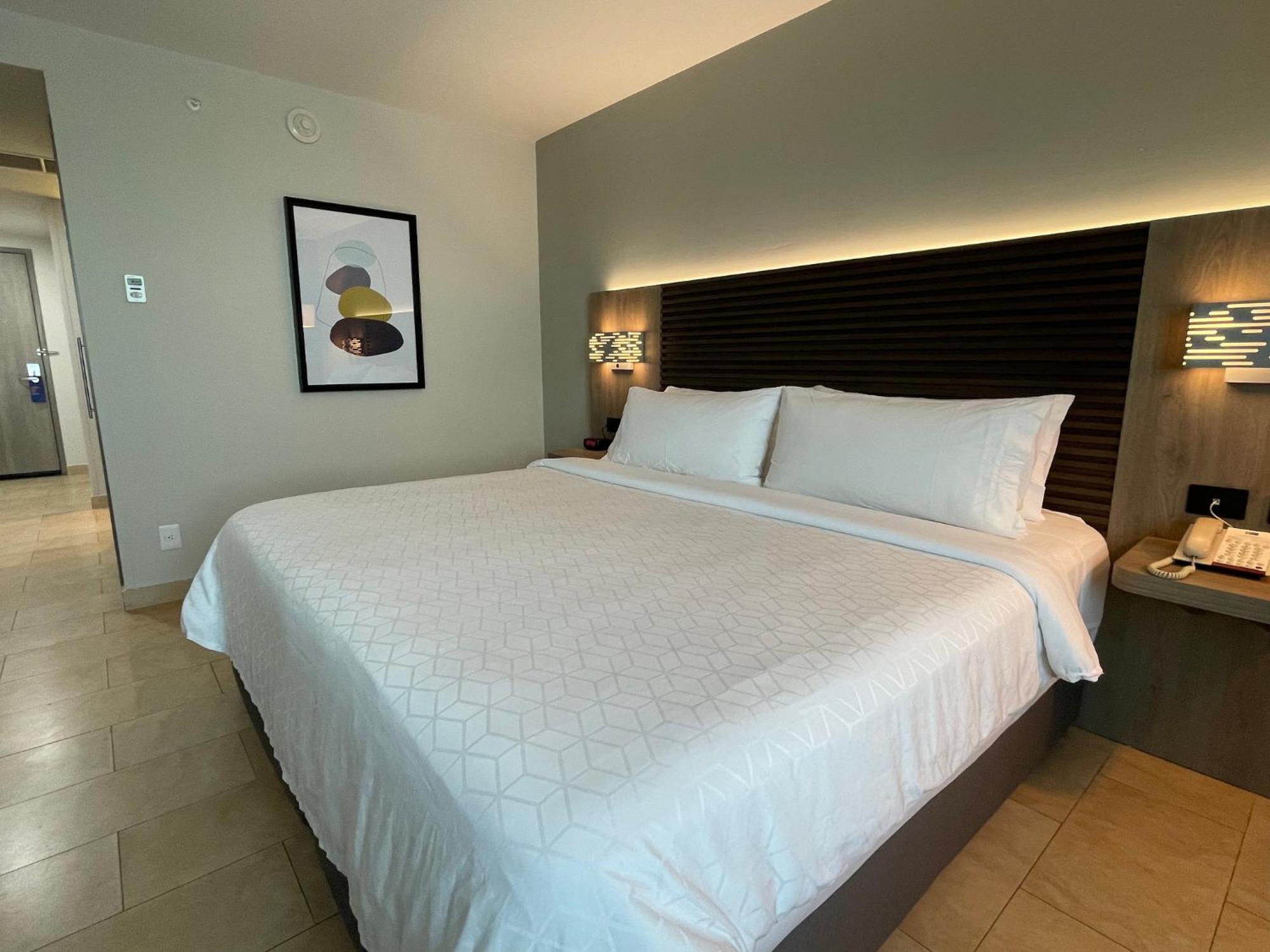 Holiday Inn Express Merida By Ihg Mérida Exterior foto